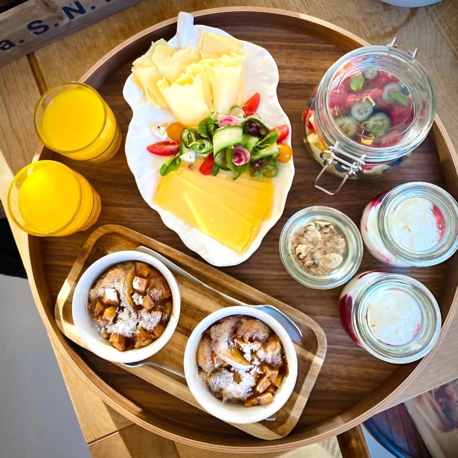 Romantic Wellness Bnb Noordwijk Esterno foto